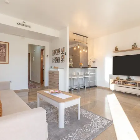 Apartment Palma De Mallorca 12 *